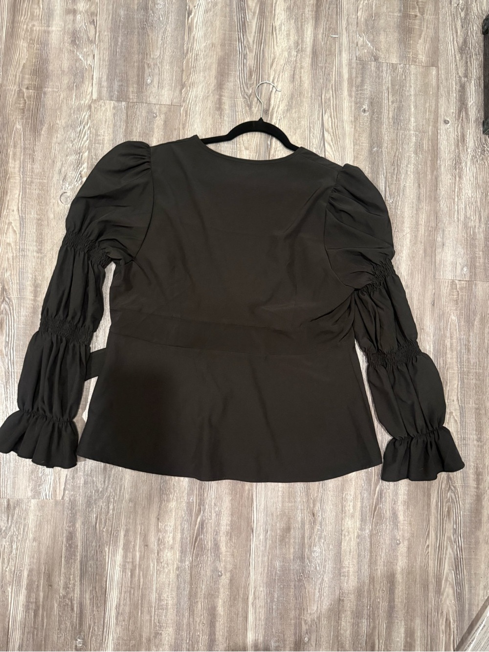 Chic Black Tie-Front Puff Sleeve Blouse - Picture 4 of 5